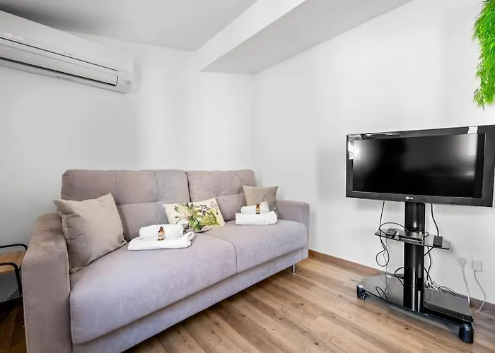 Ciapetta Centre Vieille Clim * مينتون