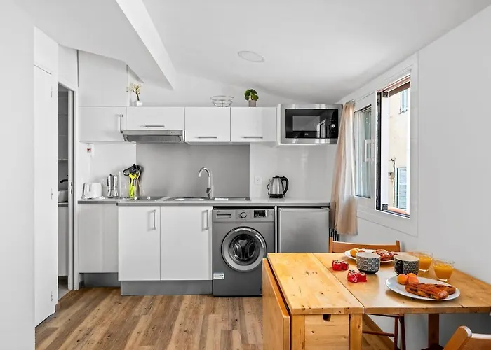 Ciapetta Centre Vieille Clim شقة مينتون